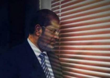 مرسي يلتقي أسرته للمرة الأولى منذ حوالي 4 أعوام