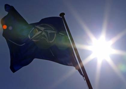 الناتو: العلاقة مع روسيا لا بد أن تتسم بالقوة والحوار