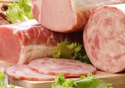 ما العلاقة بين اللحوم المصنعة و سرطان الثدي؟