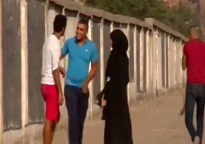 بالفيديو : شاهد حادثة تحرش كاملة مصورة «صدفة» بعين شمس