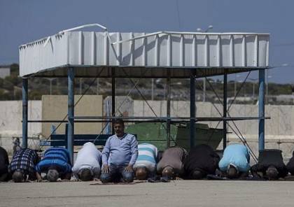 بهدوء... إسرائيل تسمح بدخول آلاف العمال من غزة في محاولة لتخفيف التوترات