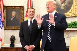 هكذا أحرج ترامب الرئيس الفرنسي أمام الكاميرات (صور )