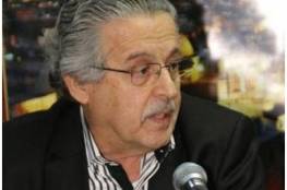 عضو اللجنة التنفيذية اسعد عبد الرحمن يعلن اضرابه عن الطعام تضامنا مع الاسرى