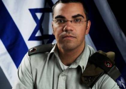 موقع "إسرائيلي" يتهم أفيخاي أدرعي بإخفاء الحقائق خوفاً من مواجهة مع حماس