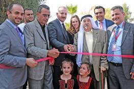 بنك فلسطين ومؤسسة التعاون يفتتحون الحديقة الترفيهية للأطفال في دير دبوان