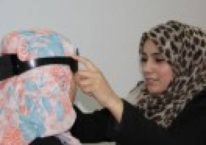 طالبتان من جامعة الازهر بغزة تبتكران جهازاً يقرأ موجات الدماغ
