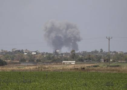 الاحتلال يقصف ثلاثة مواقع في قطاع غزة