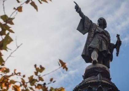 هل تحطم برشلونة تمثال كريستوفر كولومبوس؟.. إسبانيون: لم نستكشف أميركا بل ذبحنا شعبها