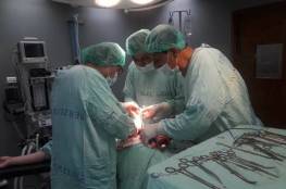 جراحة نادرة لإستئصال ورم ليفي كبير بمستشفى الخدمة العامة