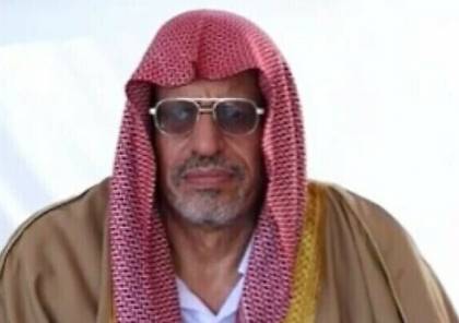 الشيخ الباز يشرع بإضراب عن الطعام