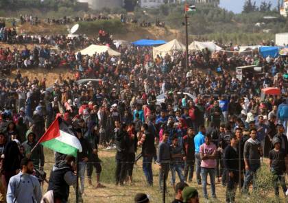 طائرات الاحتلال تلقي منشورات تحذر أهالي غزة من المشاركة بمسيرة العودة