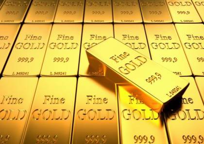 الذهب مستمر في الهبوط بفعل ارتفاع الدولار
