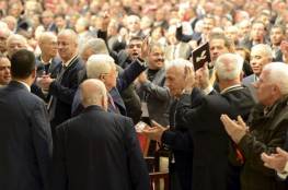 مؤتمر فتح السابع ينتخب بالاجماع الرئيس عباس قائدا عاما للحركة