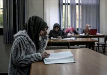 وسط استغراب الجميع .. فتاة تركية “تصفع الظلم” بالدراسة في غزة