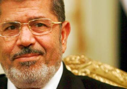 صحيفة مصرية : مرسي محتجز في قاعدة عسكرية مصرية في محافظة الشرقية
