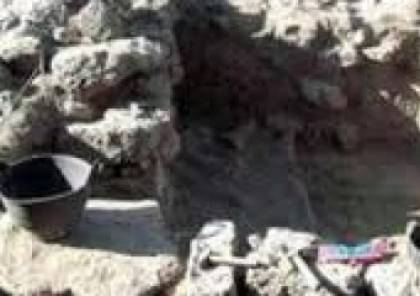 العثور على عصا سحرية في مقبرة بسوريا