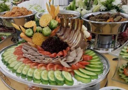 شاهد: مأدبة عشاء الملك سلمان وضيوفه في افتتاح مهرجان الجنادرية