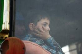 سوريا: مقتل طفل بإطلاق نار على حافلة مهجرين من دوما