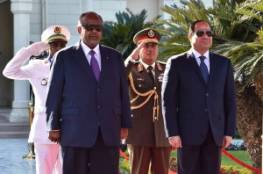 شاهد.. وزير مصري يضع السيسي في موقف محرج أمام رئيس دولة إفريقية