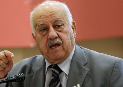 مؤسسات حقوقية: عباس يخالف القانون في مد رئاسة "النتشة"