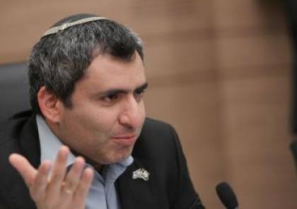 وزير إسرائيلي يطالب بالغاء كافة القرارات الخاصة بتقديم "بوادر حسن نية" للسلطة الفلسطينية