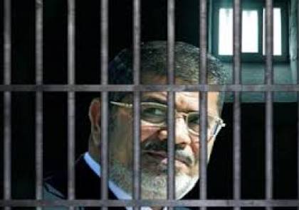 إحالة مرسي وجماعته و"حماس" و"حزب الله" على الجنايات في قضية "اقتحام السجون"