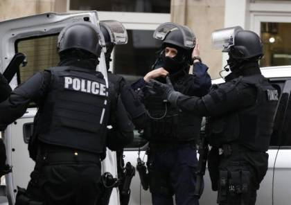باريس: يهود اعتنقوا الإسلام يثيرون الخوف من تنفيذهم هجمات لـ"داعش"