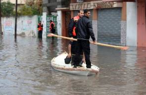 غزة تغرق بسبب الأمطار