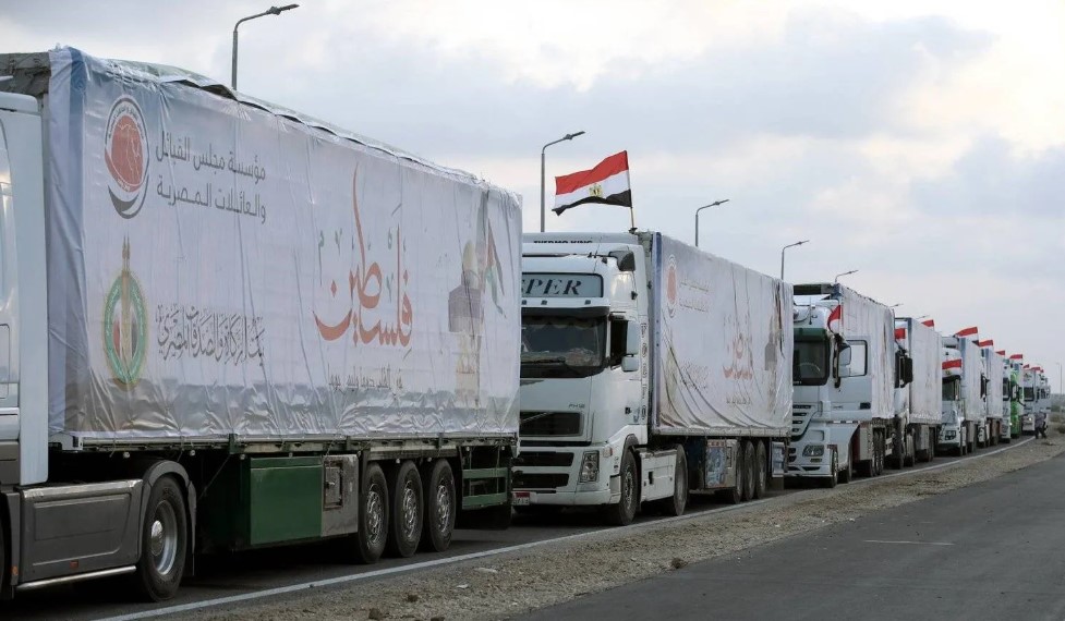 فلسطين – مصر تستأنف إرسال المساعدات لغزة عبر معبر رفح