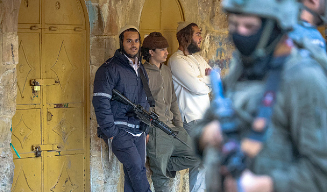 فلسطين – 3 شهداء و5 جرحى في اعتداء مستوطنين على بلدة أبو فلاح قرب رام الله