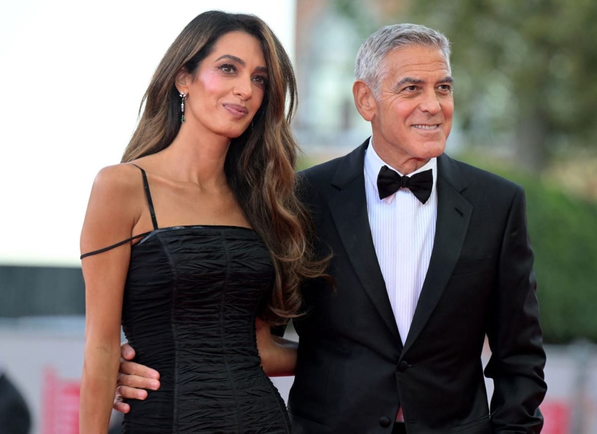 نجوم العالم يزينون الافتتاح الساحر لمهرجان فينيسيا السينمائي بدورته الـ83