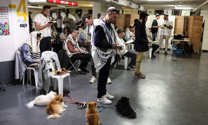 فلسطين المحتلة – صحيفة عبرية: لا عزاء للعرب.. ملاجئ في إسرائيل لليهود وتعليماتها “نكتة سخيفة”