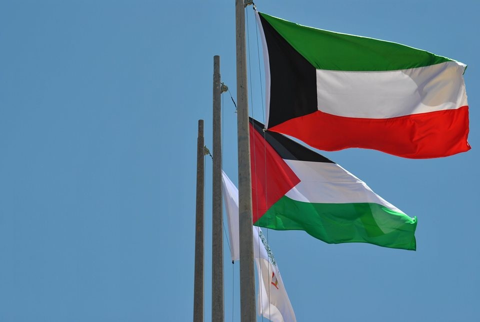 أول سفير كويتي لدى فلسطين يصل لتقديم أوراق اعتماده للرئيس عباس - سما الإخبارية