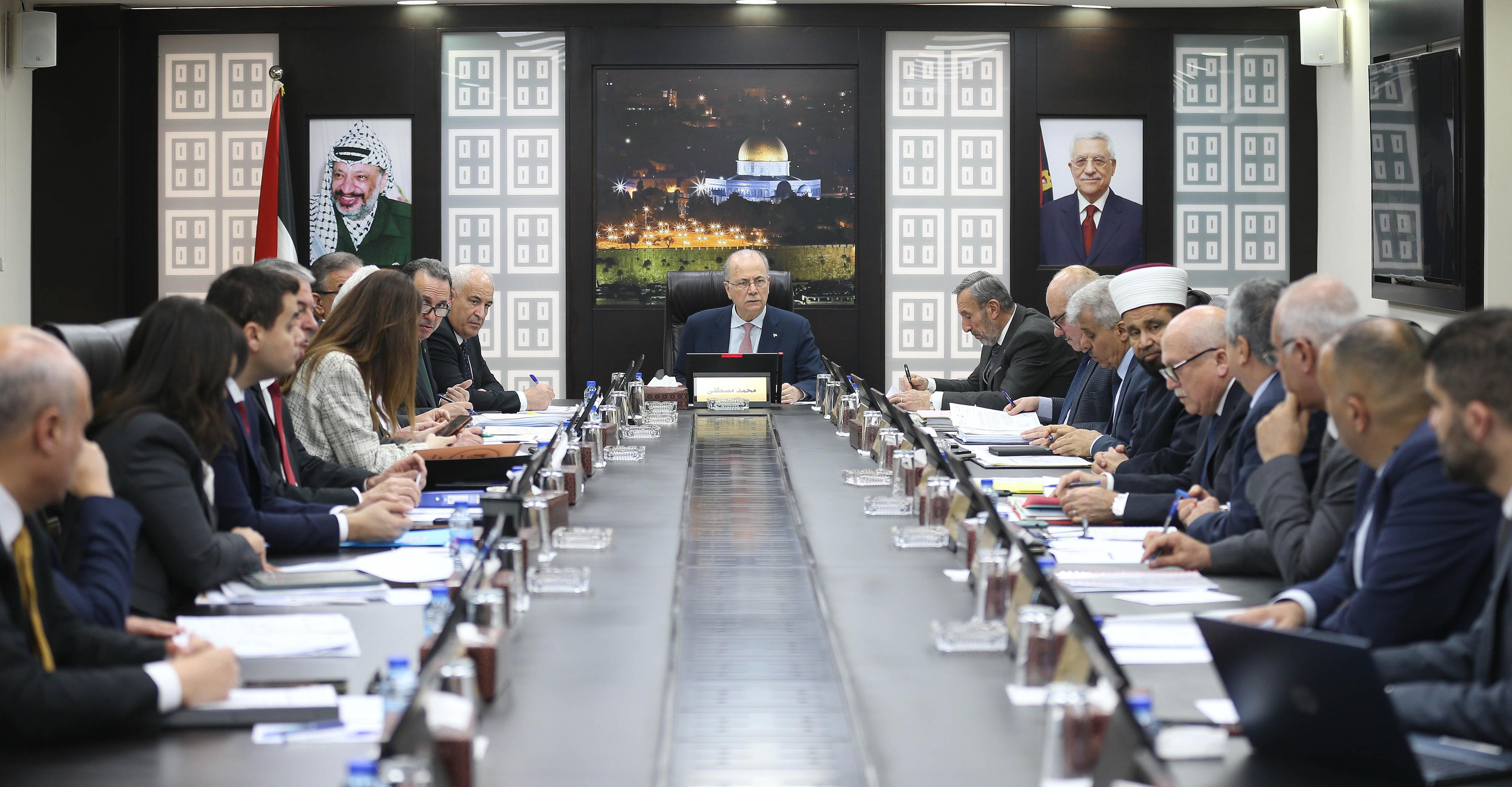 الحكومة الفلسطينية تدعو القطاعات المختلفة للتعاون لضمان استمرار الخدمات