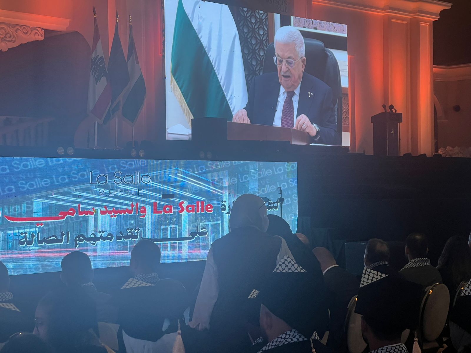 الرئيس عباس :شعبنا يواصل صموده متمسكا بأرضه وحقوقه رغم القتل والاستيطان والتهجير