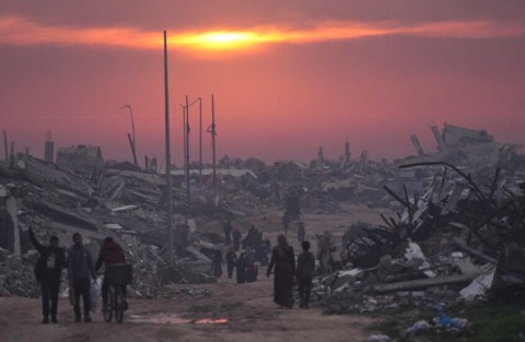 فلسطين – وسائل إعلام عبرية: حكومة نتنياهو تراهن على فشل خطة ترامب لاستعادة السيطرة على غزة