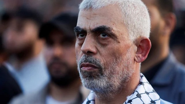 فلسطين المحتلة – مسؤول أمني إسرائيلي: السنوار لم يكن يسعى لصفقة حقيقية بل لإطالة أمد المفاوضات وتمزيق مجتمعنا