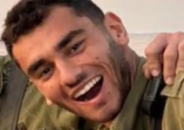 فلسطين المحتلة – قُتل جندي إسرائيلي وأصيب 3 آخرون في انفجار طائرة بدون طيار في جنوب لبنان فلسطين المحتلة – قُتل جندي إسرائيلي وأصيب 3 آخرون في انفجار طائرة بدون طيار في جنوب لبنان