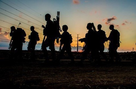 فلسطين المحتلة – خرق أمني خطير في عمق إسرائيل: اعتقال غزاوي بالقرب من قاعدة “تل نوف” الجوية