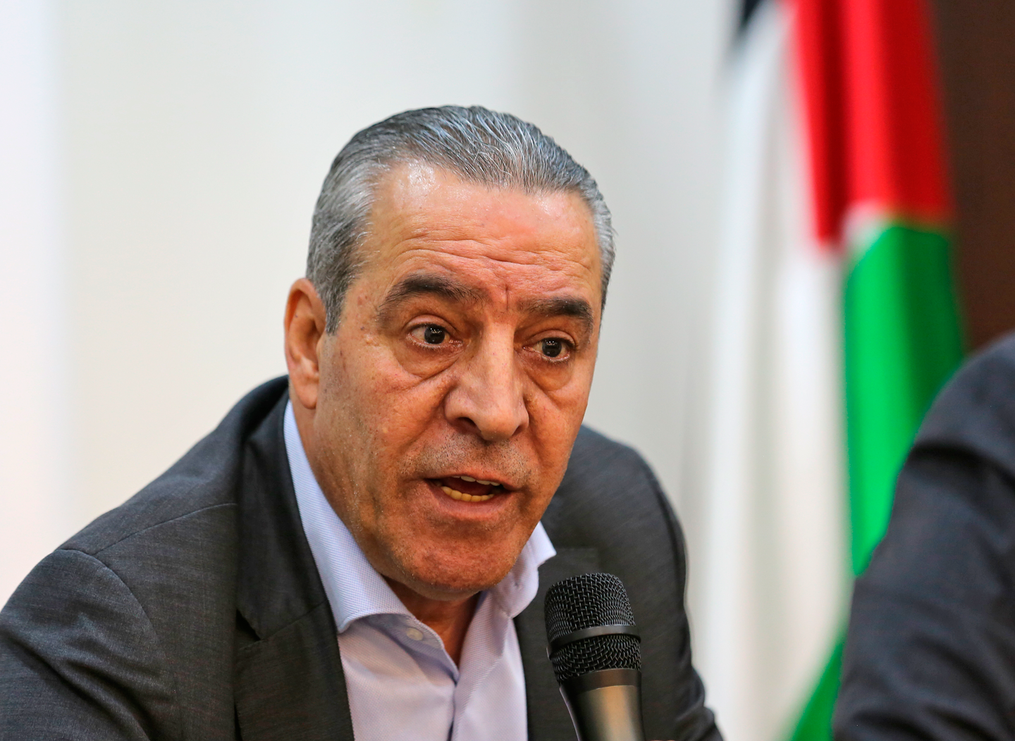 الشيخ يدين قرار الاحتلال بنقل صلاحيات إنفاذ القانون في المستوطنات إلى الشرطة الإسرائيلية