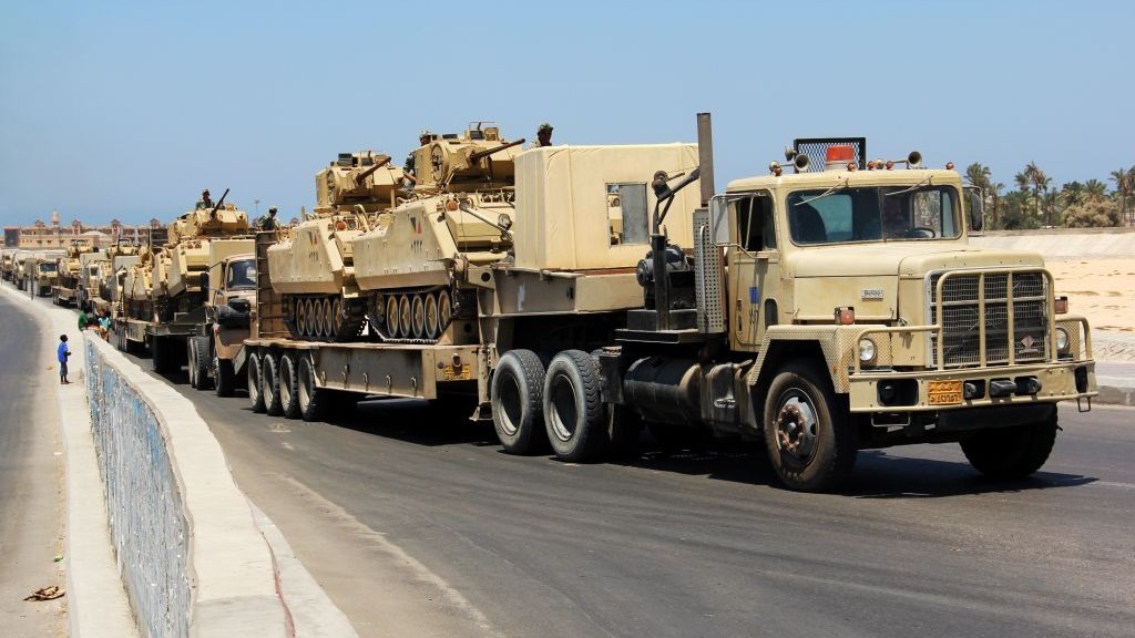 الجيش المصري ينقل دبابات إلى العريش (أرشيف - أ.ب.)