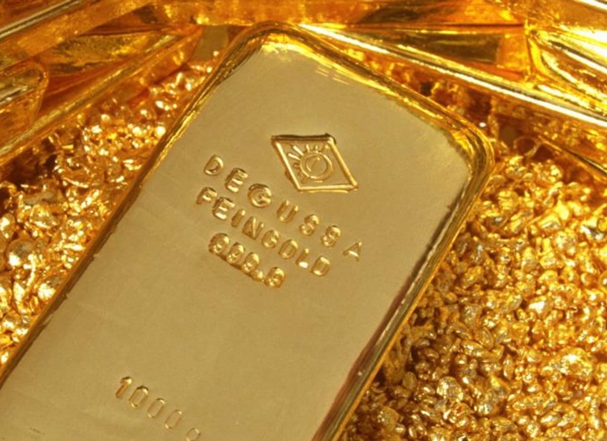 الذهب يقترب من أعلى مستوياته بانتظار بيانات التضخم الأمريكية