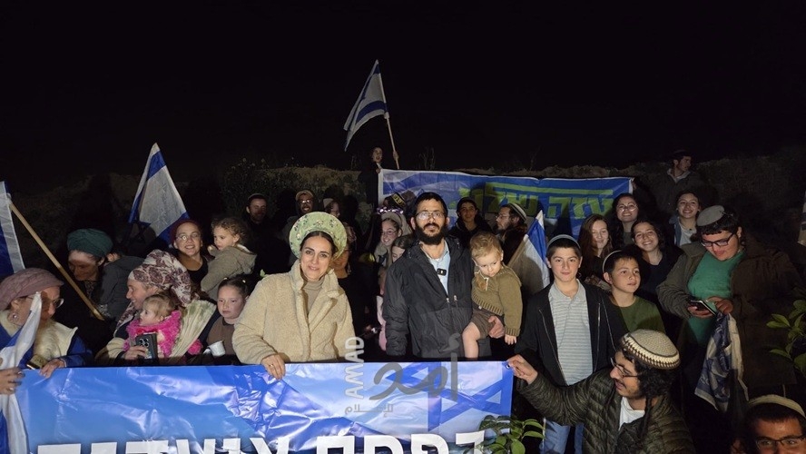 فلسطين المحتلة – مجموعة من المستوطنين بقيادة عضو كنيست تدخل قطاع غزة