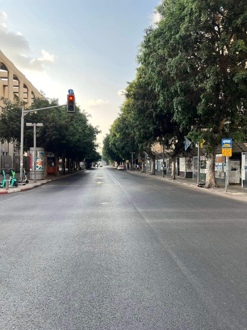 شوارع تل أبيب تشهد حظر تجول