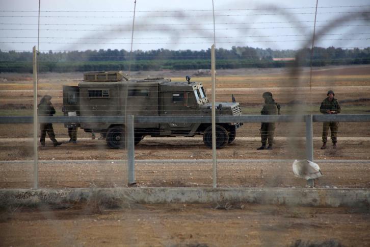 الاحتلال يعتقل 3 مواطنين على حدود غزة - سما الإخبارية