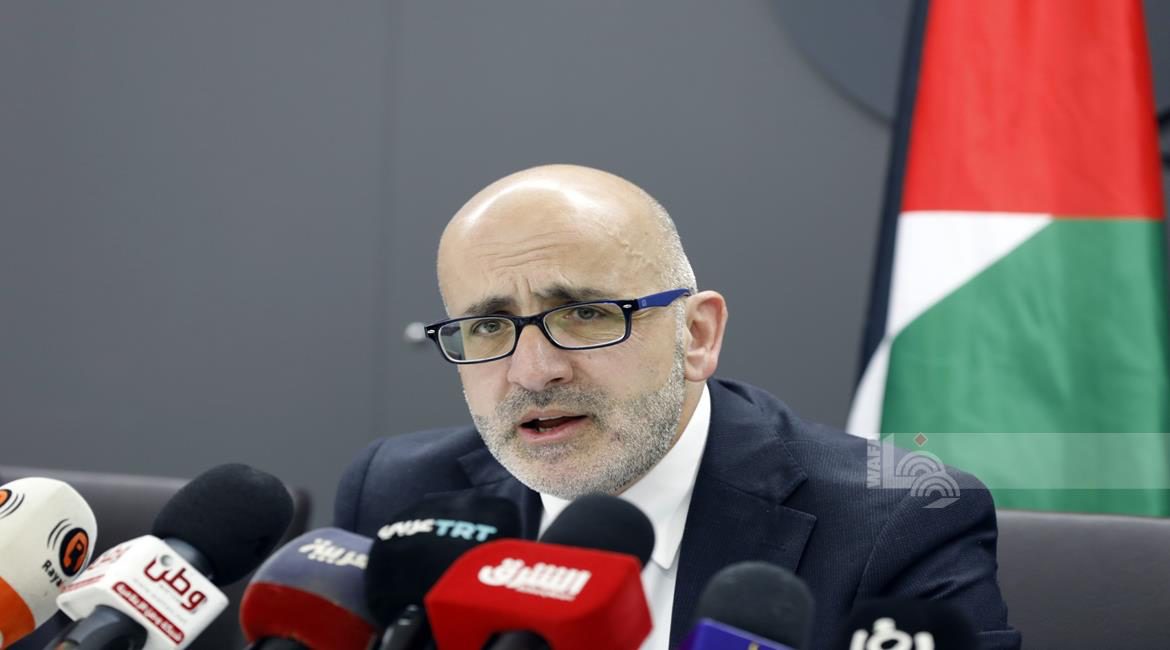 وزير المالية: إطلاق تجريبي لتطبيق "يبوس" منتصف حزيران وتوفيره لجميع الموظفين قبل نهاية الشهر